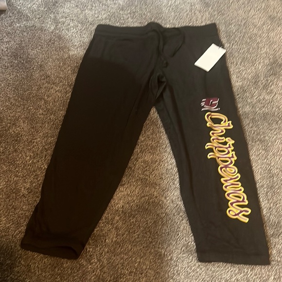 Pants - Women’s Central Michigan University Cropped Jogger